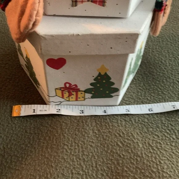 Lot of 3 nesting Snowmen.  Large approx 9” x 17”. Other 2 approx 6” x 11” - Picture 6 of 13